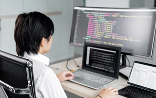 石嘴山 api php源码,下载的php源码怎么运行呢？
